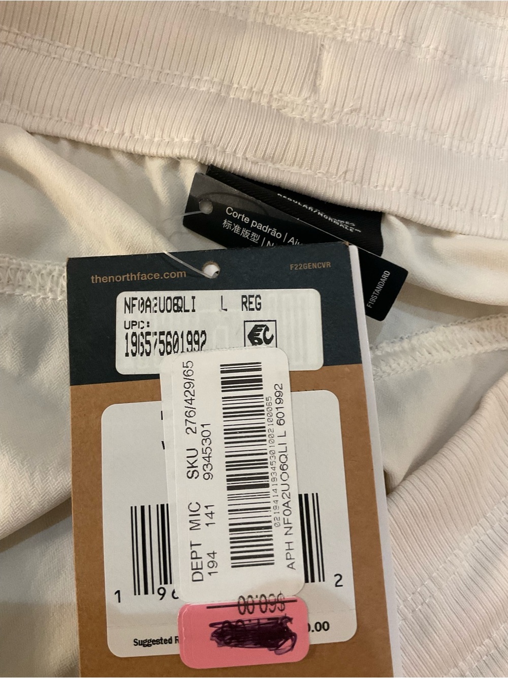The North Face
Aphrodite 2.0 Water Resistant Drawstring Capri Pants - Picture 13 of 13